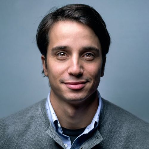 Anthony H. Owner of Luxe Hair Studio